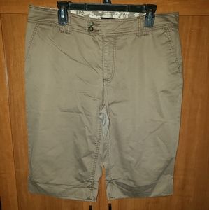 Ana Bermuda Chino Shorts